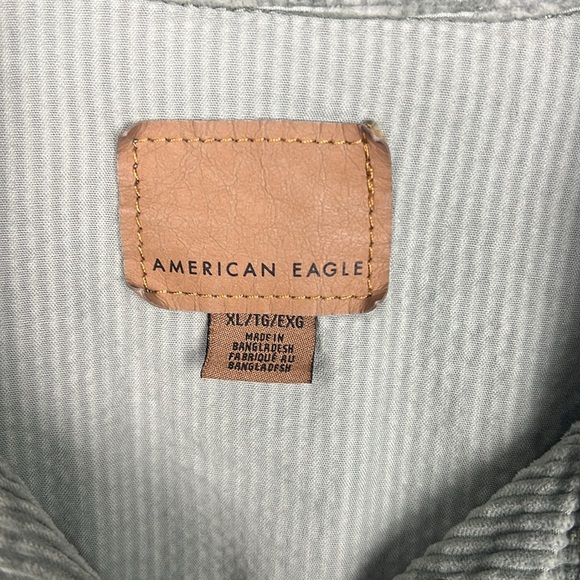 American Eagle XL green chunky corduroy women’s short waisted button down jacket - Picture 3 of 9